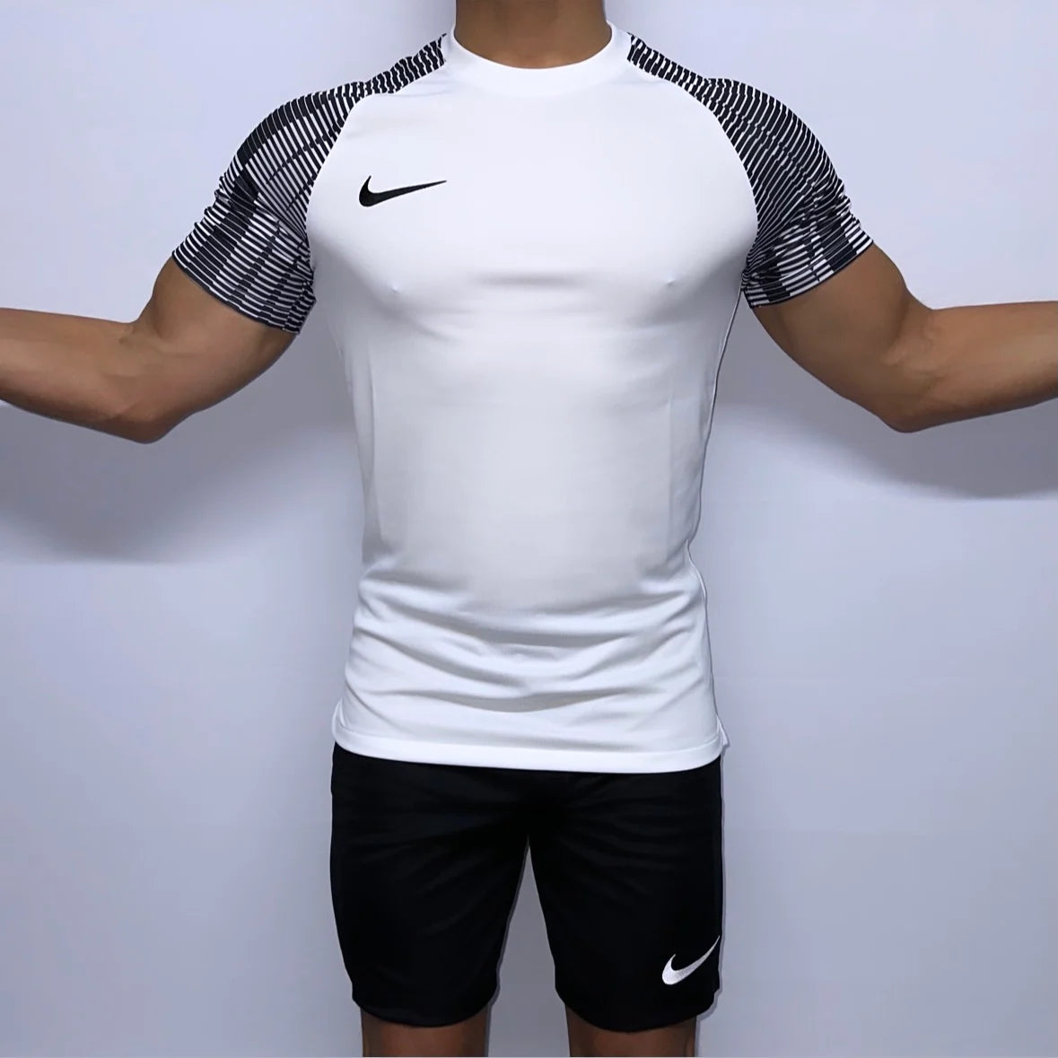 Nike Pro Dri FIT Set White Black Thread Connect