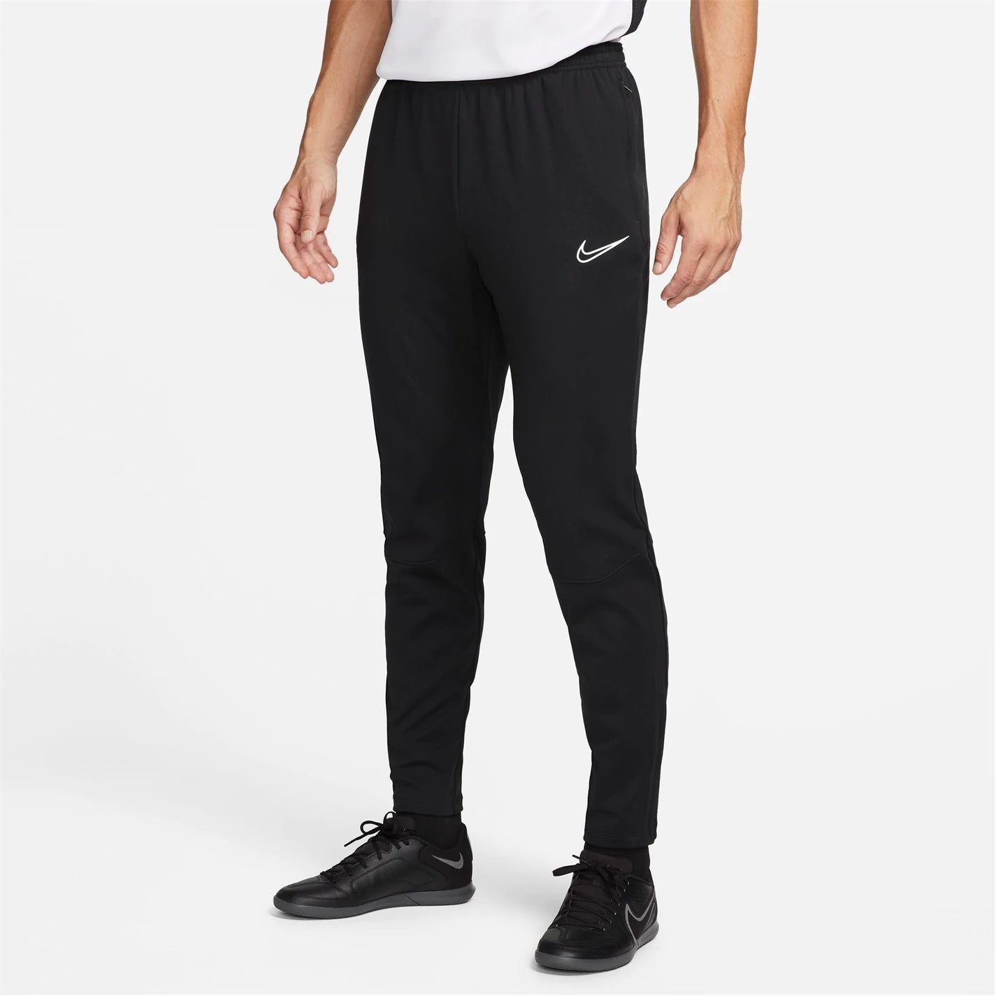 Nike black therma deals pants